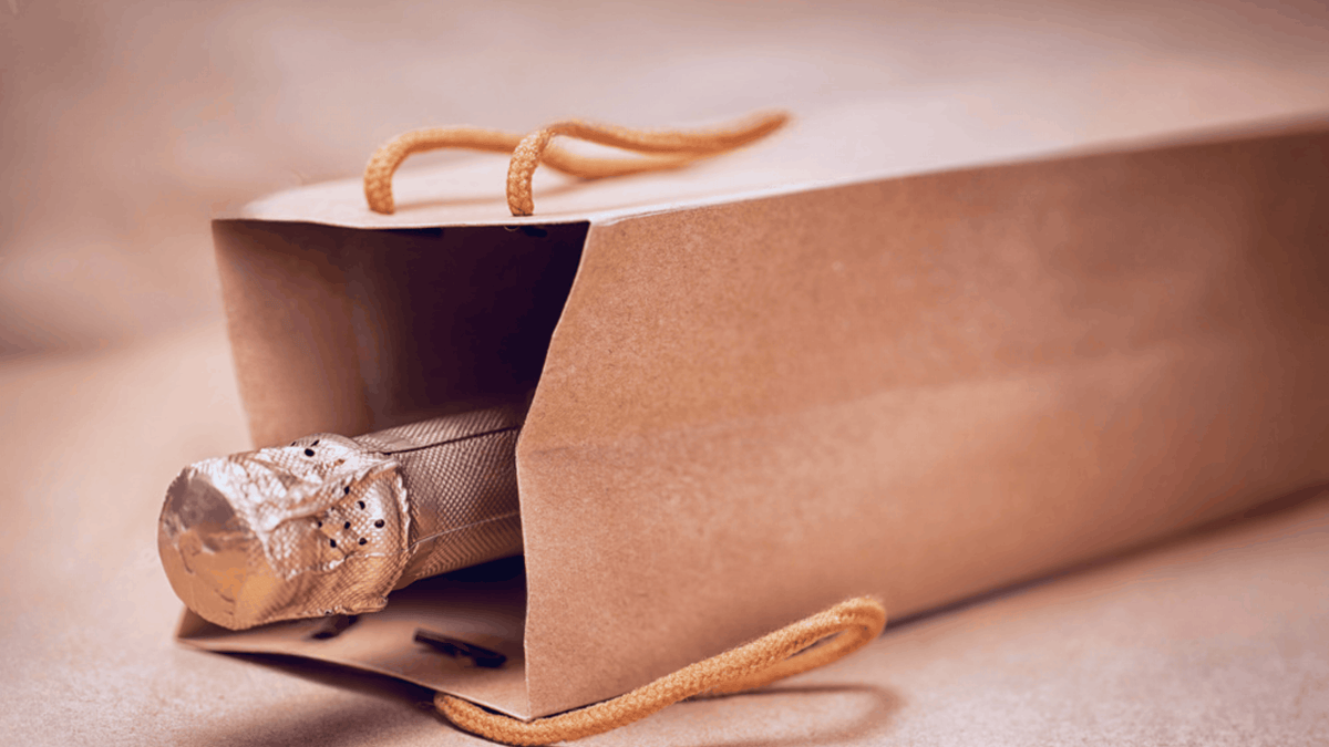 Choosing the Right Paper Bag for Summer Events & Markets